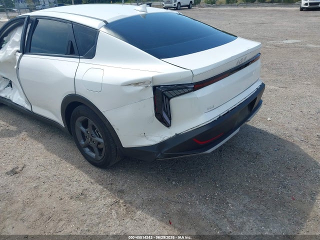 Продажа на аукционе авто 2025 Kia K4 Lxs, vin: 3KPFT4DE3SE023894, номер лота: 45514243