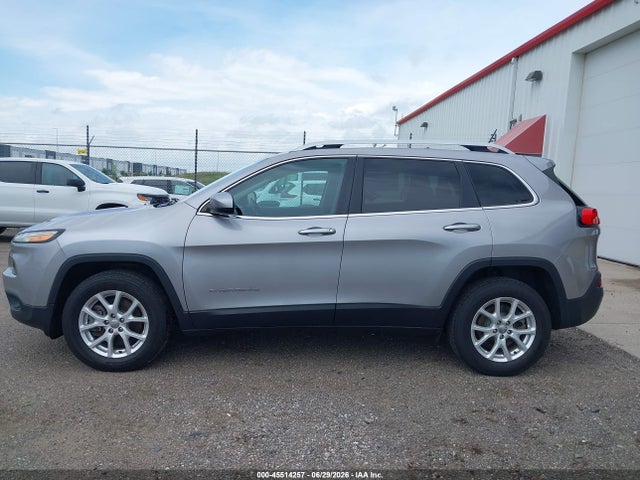 1C4PJMCB7JD580972 Jeep Cherokee Latitude 4x4