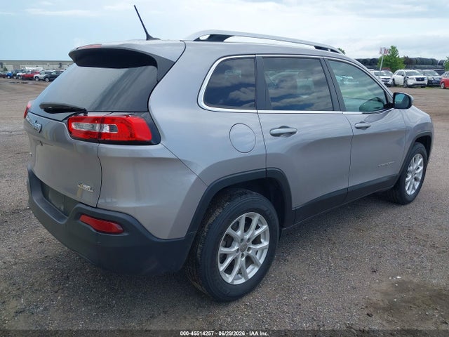 1C4PJMCB7JD580972 Jeep Cherokee Latitude 4x4