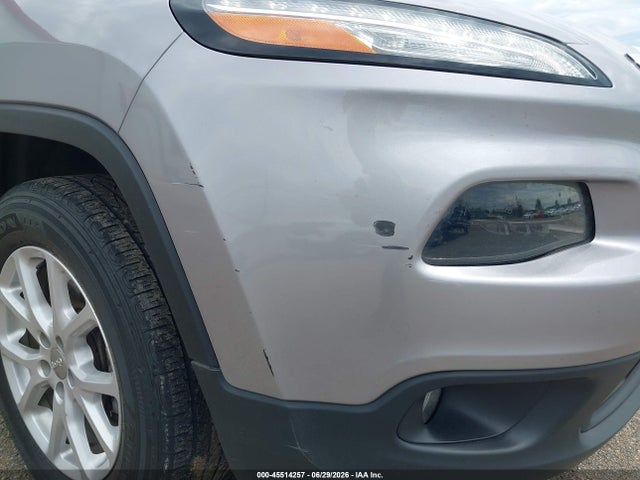 1C4PJMCB7JD580972 Jeep Cherokee Latitude 4x4