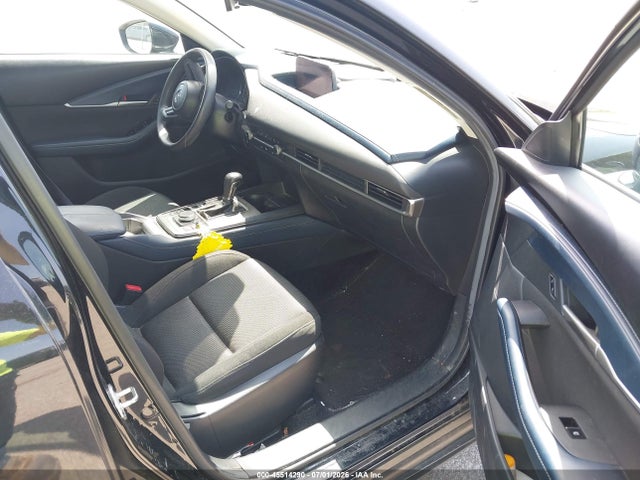 45514290 :رقم المزاد ، 3MVDMBAL9MM208339 vin ، 2021 Mazda Cx-30 2.5 S مزاد بيع
