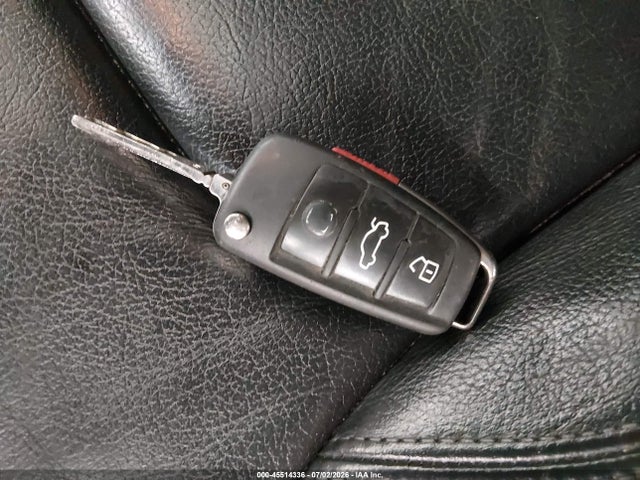 2015 Audi A3 1.8t Premium მანქანა იყიდება აუქციონზე, vin: WAUACGFF7F1026062, აუქციონის ნომერი: 45514336