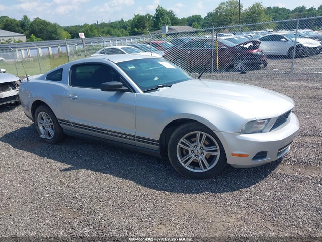 45514362 :رقم المزاد ، 1ZVBP8AN1A5170981 vin ، 2010 Ford Mustang V6/v6 Premium مزاد بيع