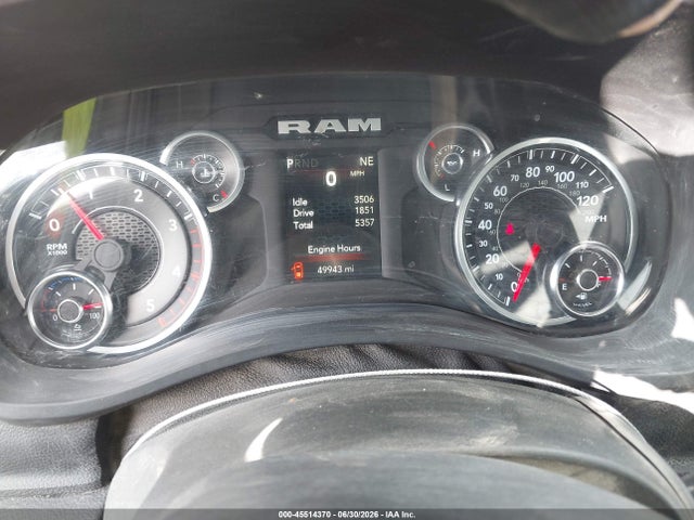 3C6UR5DL6RG153944 RAM 2500 Big Horn 4x4 6&#039;4 Box