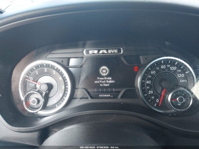 Продажа на аукционе авто 2021 Ram 1500 Big Horn  4x4 5'7 Box, vin: 1C6SRFFT8MN826999, номер лота: 45514438