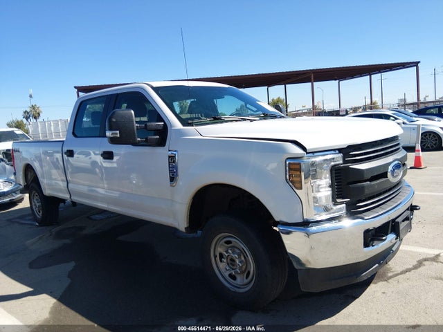 1FT7W2B67KEF30157 Ford F-250