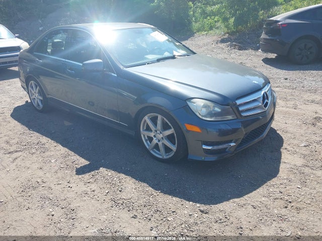 45514517 :رقم المزاد ، WDDGF8AB9DR256110 vin ، 2013 Mercedes-benz C 300 Sport 4matic مزاد بيع