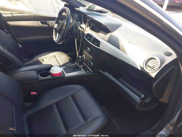 Продаж на аукціоні авто 2013 Mercedes-benz C 300 Sport 4matic, vin: WDDGF8AB9DR256110, номер лоту: 45514517