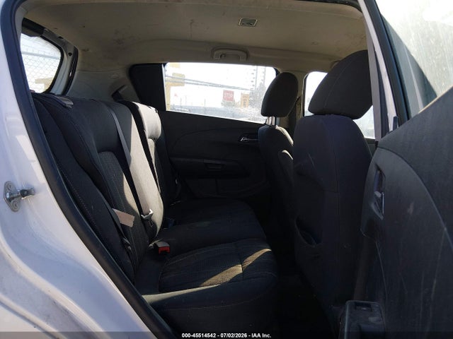 Chevrolet Sonic Lt Auto 2016 1G1JC6SH8G4140973 Image 8