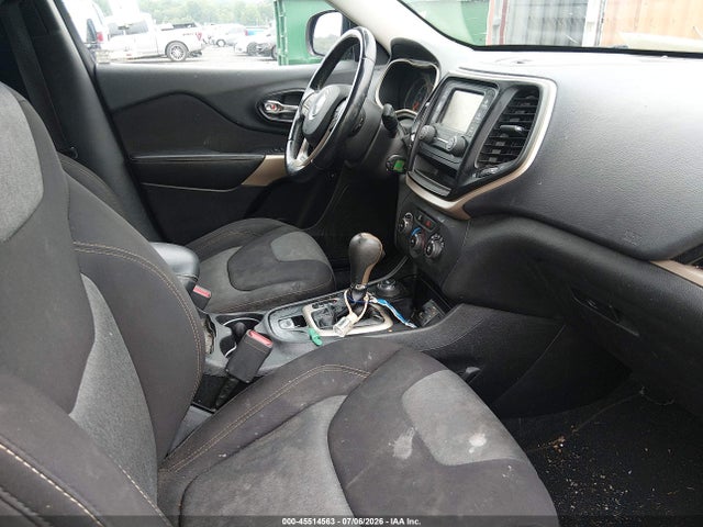 Продаж на аукціоні авто 2018 Jeep Cherokee Latitude 4x4, vin: 1C4PJMCB4JD586065, номер лоту: 45514563