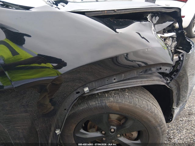 Продаж на аукціоні авто 2018 Jeep Cherokee Latitude 4x4, vin: 1C4PJMCB4JD586065, номер лоту: 45514563