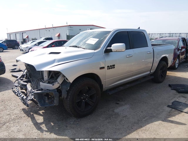 RAM 1500 Sport 2018 1C6RR7MTXJS180644 Image 2