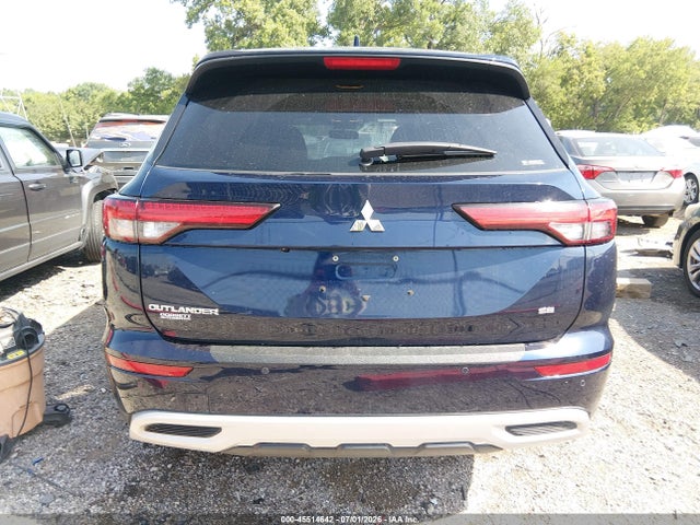 Продажа на аукционе авто 2024 Mitsubishi Outlander Se 2.5 S-awc/se Black Edition S-awc/se Black Edition W/pano Roof S-awc/se Ralliart S-awc, vin: JA4J4VA84RZ081226, номер лота: 45514642