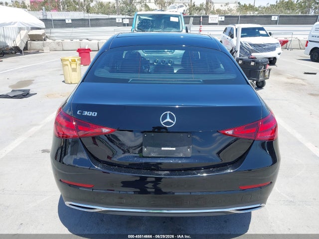W1KAF4GBXPR087970 Mercedes-Benz C 300 Sedan