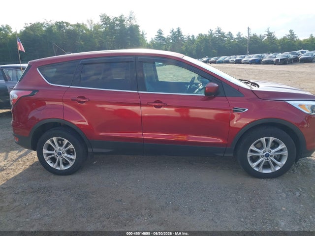 Ford ESCAPE SE 2017 1FMCU9GD2HUF00109 Image 13