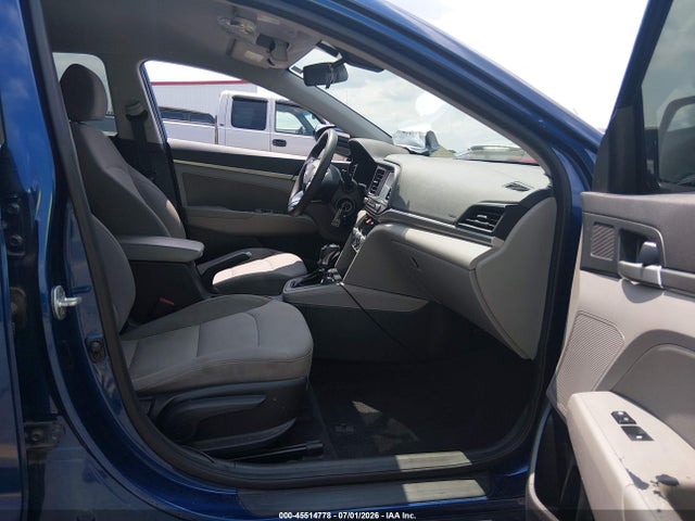 Продажа на аукционе авто 2020 Hyundai Elantra Sel, vin: 5NPD84LF9LH569728, номер лота: 45514778