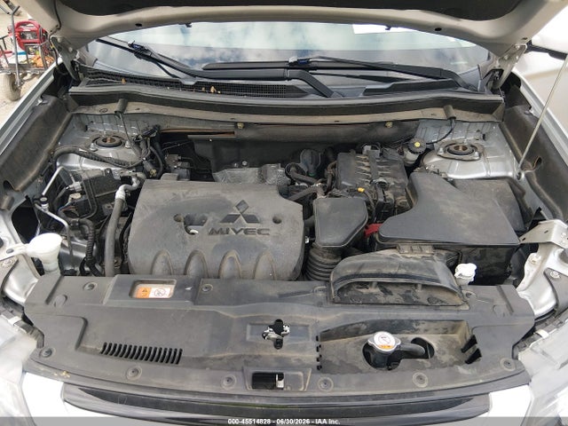 2018 Mitsubishi Outlander Se მანქანა იყიდება აუქციონზე, vin: JA4AZ3A32JJ003606, აუქციონის ნომერი: 45514828