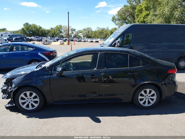 45514838 :رقم المزاد ، JTDEPRAE5LJ094214 vin ، 2020 Toyota Corolla Le مزاد بيع