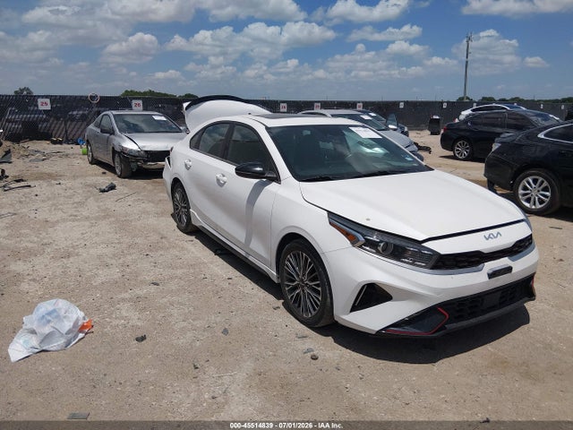 45514839 :رقم المزاد ، 3KPF54AD4NE452603 vin ، 2022 Kia Forte Gt-line مزاد بيع