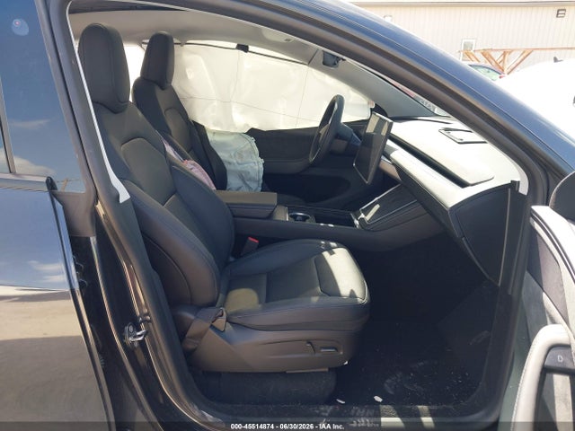 Продаж на аукціоні авто 2026 Tesla Model Y All-wheel Drive/long Range Launch Series/premium All-wheel Drive, vin: 7SAYGDEE6TF355113, номер лоту: 45514874