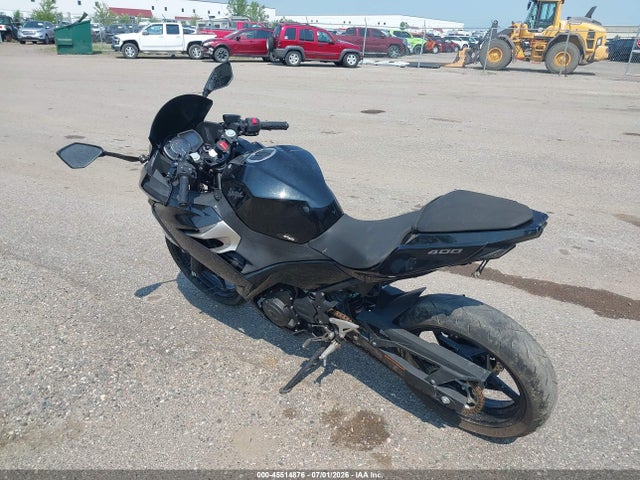 Kawasaki EX400 2019 JKAEXKH12KDA40681 Image 3