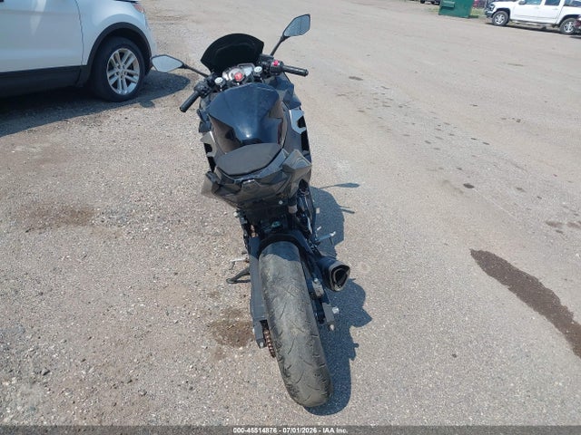 Kawasaki EX400 2019 JKAEXKH12KDA40681 Image 6