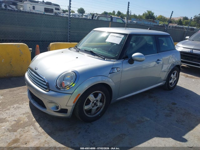 45514899 :رقم المزاد ، WMWSU3C52BT094774 vin ، 2011 Mini Cooper مزاد بيع