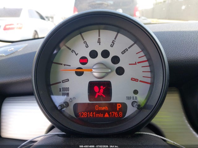 45514899 :رقم المزاد ، WMWSU3C52BT094774 vin ، 2011 Mini Cooper مزاد بيع