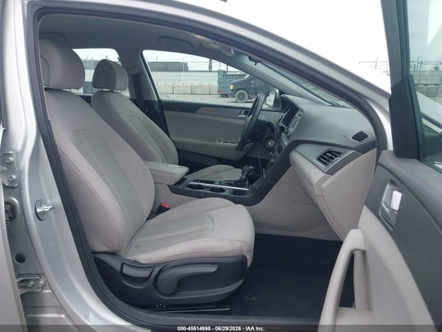 Hyundai SONATA SE 2015 5NPE24AF9FH156043 Image 5