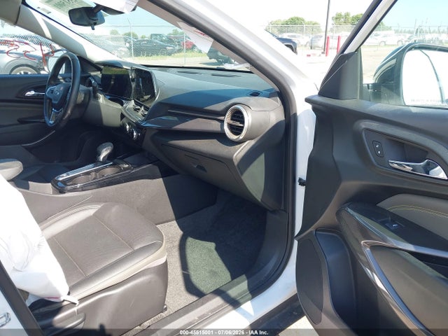 KL77LKE28RC171535 Chevrolet Trax Fwd Activ