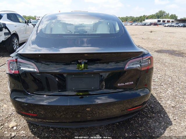 45515027 :رقم المزاد ، 5YJ3E1EB7KF393305 vin ، 2019 Tesla Model 3 Long Range/performance مزاد بيع