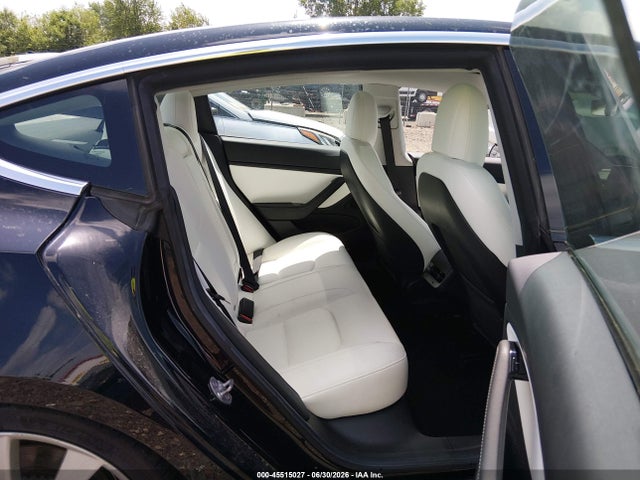 45515027 :رقم المزاد ، 5YJ3E1EB7KF393305 vin ، 2019 Tesla Model 3 Long Range/performance مزاد بيع