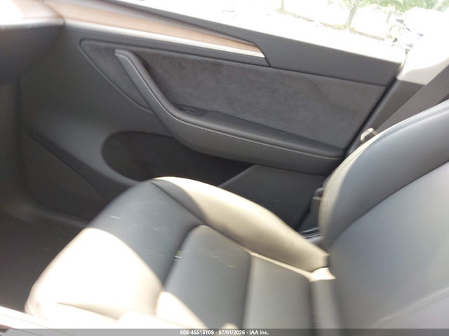 45515109 :رقم المزاد ، 7SAYGDEF3SA345045 vin ، 2025 Tesla Model Y Performance Dual Motor All-wheel Drive مزاد بيع