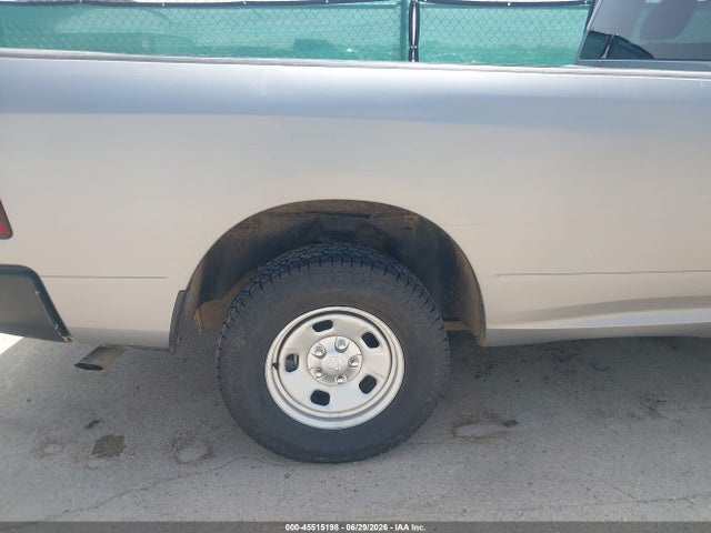 45515198 :رقم المزاد ، 3C6JR7DG3MG635233 vin ، 2021 Ram 1500 Classic Tradesman  4x4 8' Box مزاد بيع