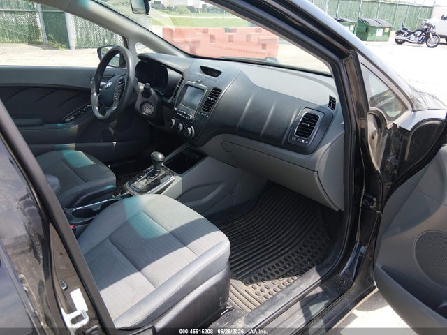 KIA FORTE LX 2018 3KPFL4A76JE233359 Image 5