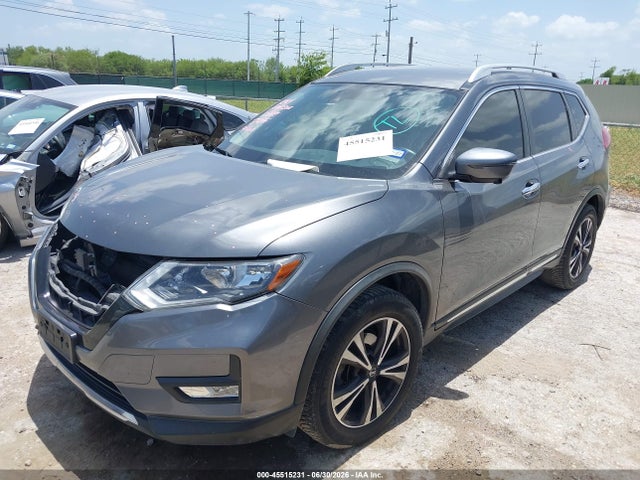 JN8AT2MV0JW318233 Nissan Rogue Sl