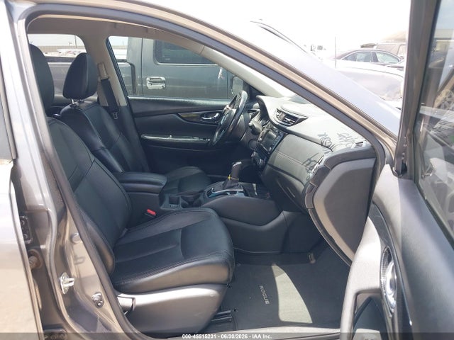 JN8AT2MV0JW318233 Nissan Rogue Sl