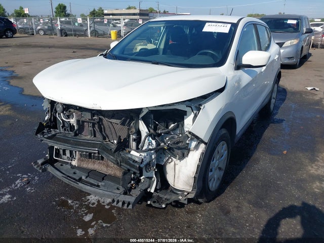 JN1BJ1CPXKW220933 Nissan Rogue Sport S