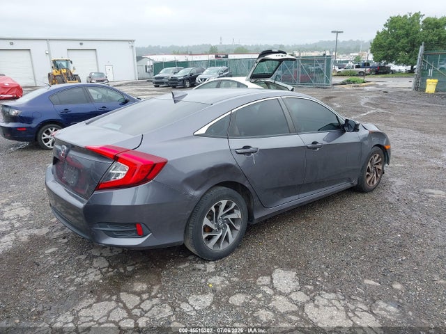 Продажа на аукционе авто 2017 Honda Civic Ex, vin: 2HGFC2F73HH573694, номер лота: 45515302