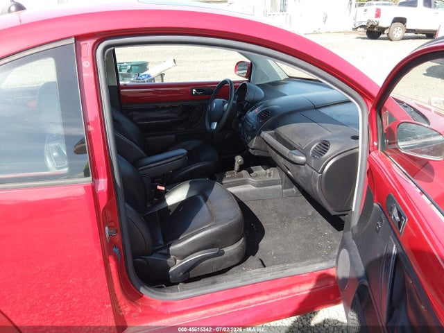 2006 Volkswagen New Beetle 2.5 მანქანა იყიდება აუქციონზე, vin: 3VWRW31C26M405103, აუქციონის ნომერი: 45515342