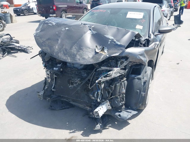 2015 Chrysler 200 Limited მანქანა იყიდება აუქციონზე, vin: 1C3CCCAB7FN561902, აუქციონის ნომერი: 45515348