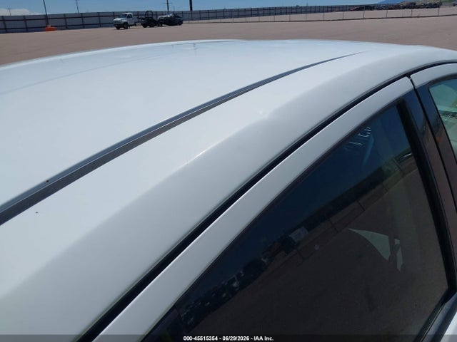 3N1CN7AP0EL812494 Nissan Versa 1.6 Sv