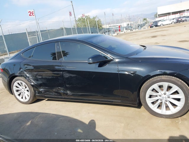 Продаж на аукціоні авто 2018 Tesla Model S 100d/75d/p100d, vin: 5YJSA1E29JF248806, номер лоту: 45515406