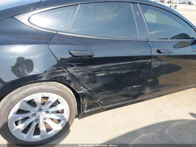 Продаж на аукціоні авто 2018 Tesla Model S 100d/75d/p100d, vin: 5YJSA1E29JF248806, номер лоту: 45515406