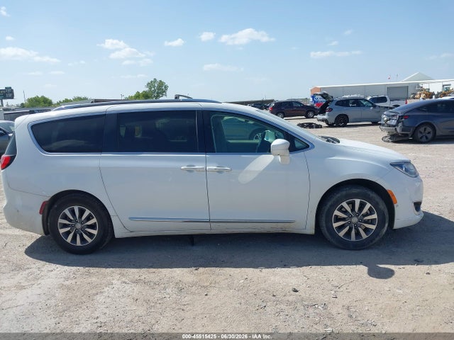 Продажа на аукционе авто 2020 Chrysler Pacifica Touring L Plus, vin: 2C4RC1EG4LR273057, номер лота: 45515425