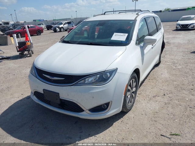 Продажа на аукционе авто 2020 Chrysler Pacifica Touring L Plus, vin: 2C4RC1EG4LR273057, номер лота: 45515425