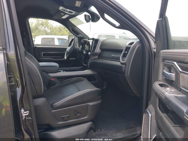 Продажа на аукционе авто 2024 Ram 3500 Laramie  4x4 6'4 Box, vin: 3C63RRML4RG317680, номер лота: 45515452