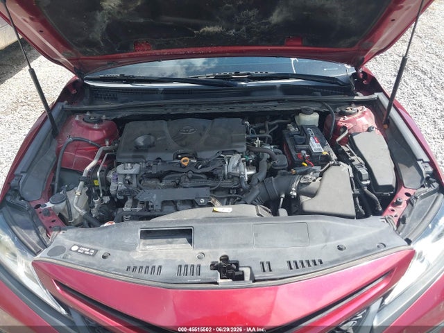 4T1B11HK8JU625205 Toyota CAMRY SE