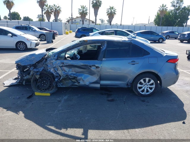 2020 Toyota Corolla Le მანქანა იყიდება აუქციონზე, vin: 5YFEPRAE7LP029182, აუქციონის ნომერი: 45515512