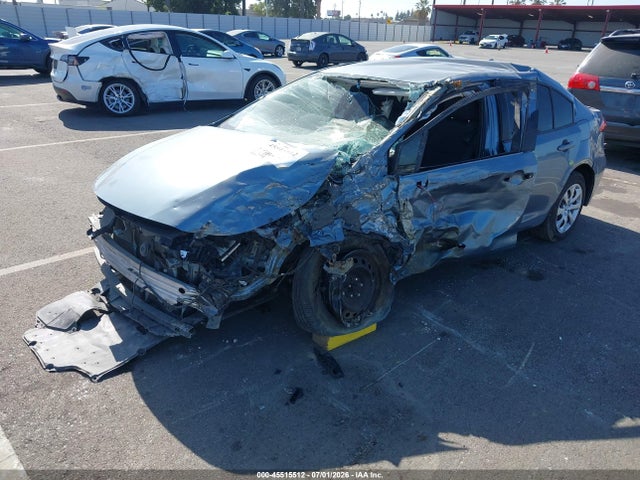 2020 Toyota Corolla Le მანქანა იყიდება აუქციონზე, vin: 5YFEPRAE7LP029182, აუქციონის ნომერი: 45515512